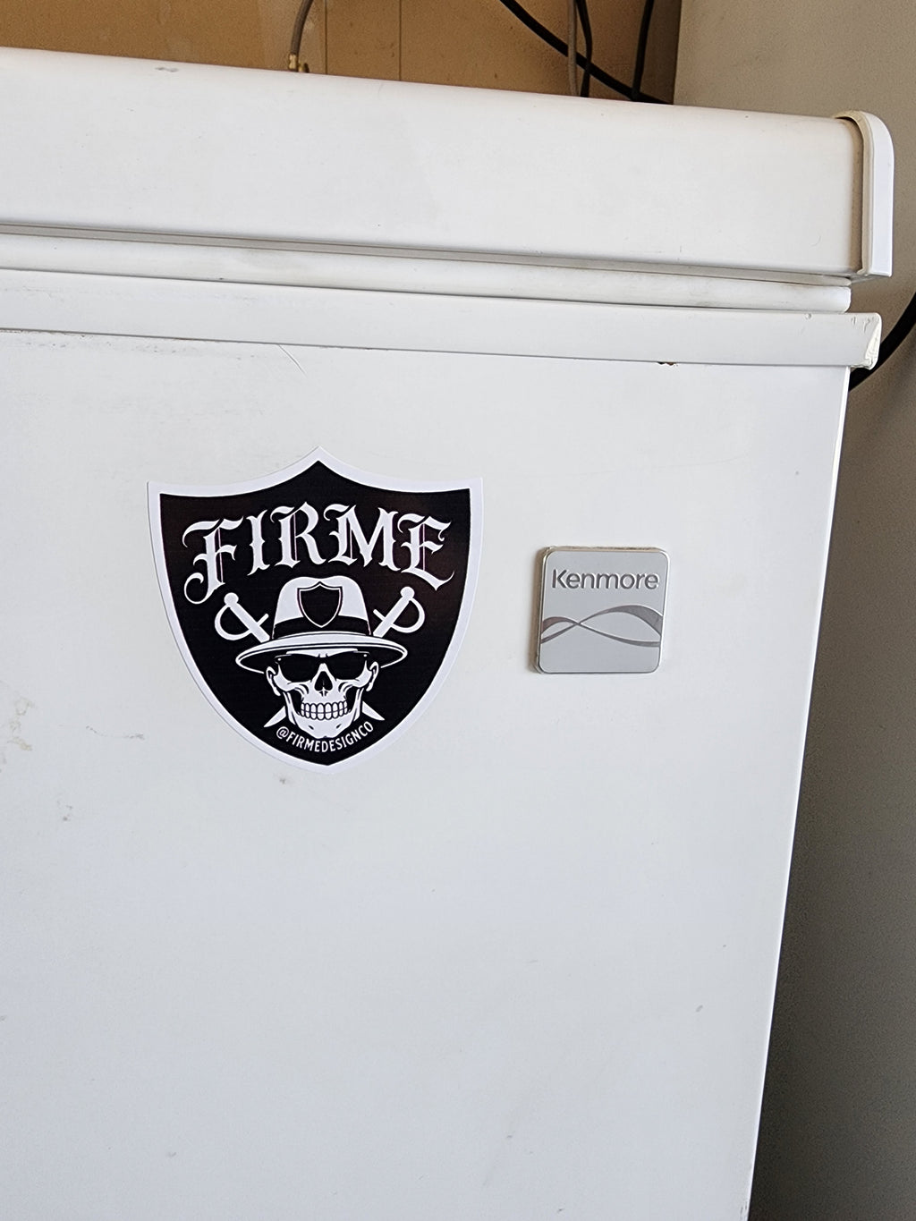 Firme Raider sticker