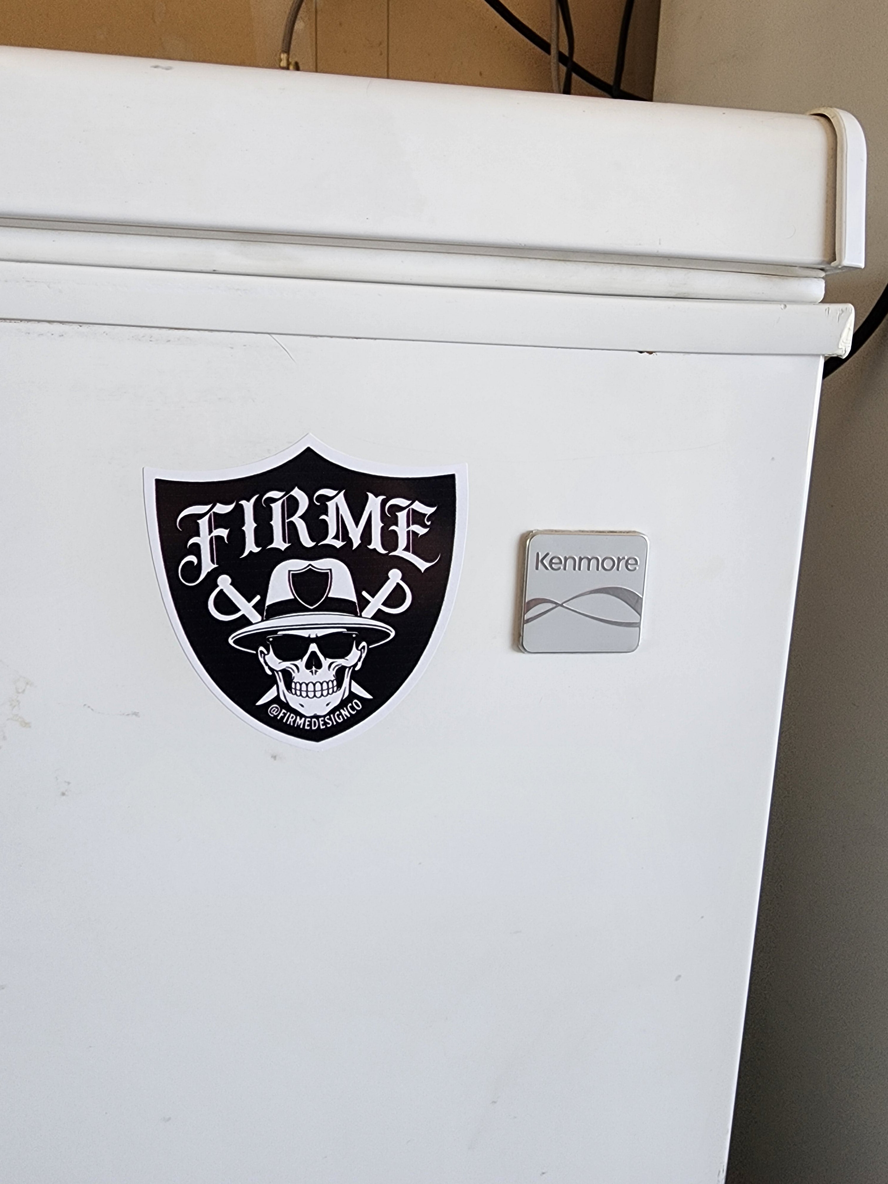 Firme Raider sticker